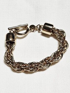 Express Gold Rope Chain Toggle Bracelet